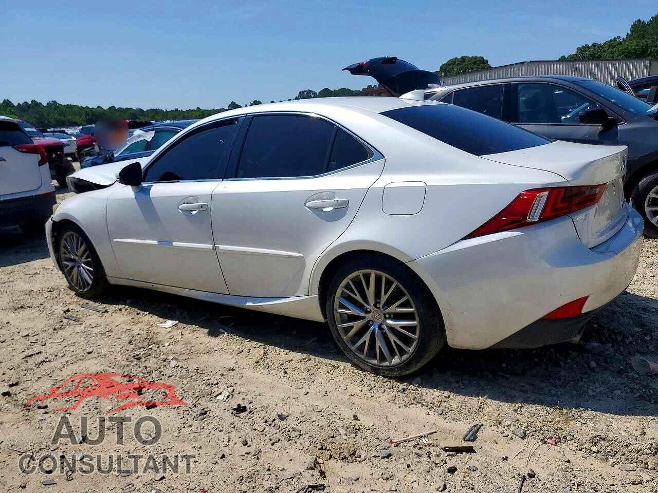 LEXUS IS 2014 - JTHCF1D29E5002139