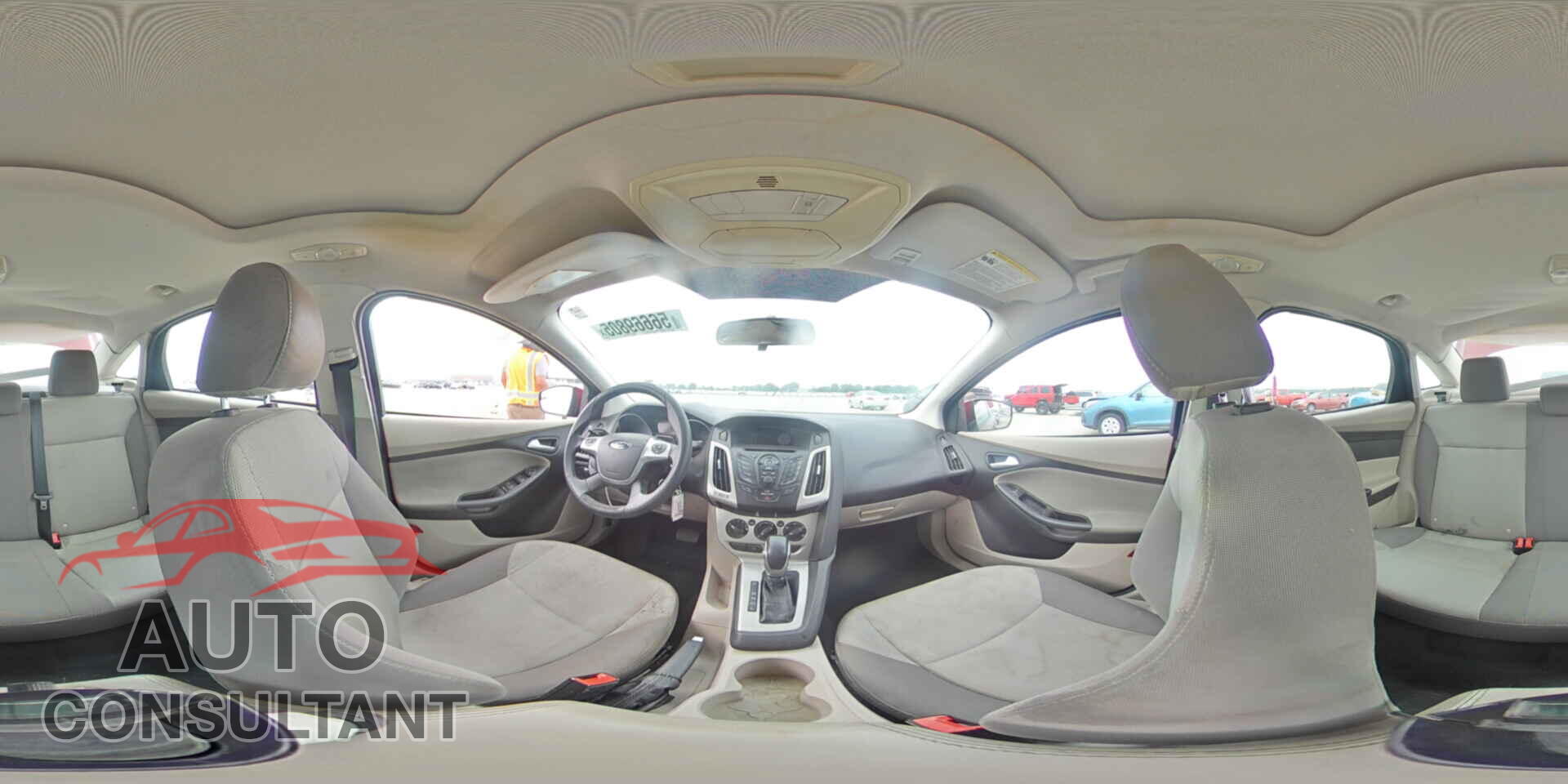 FORD FOCUS 2014 - 1FADP3F2XEL227229
