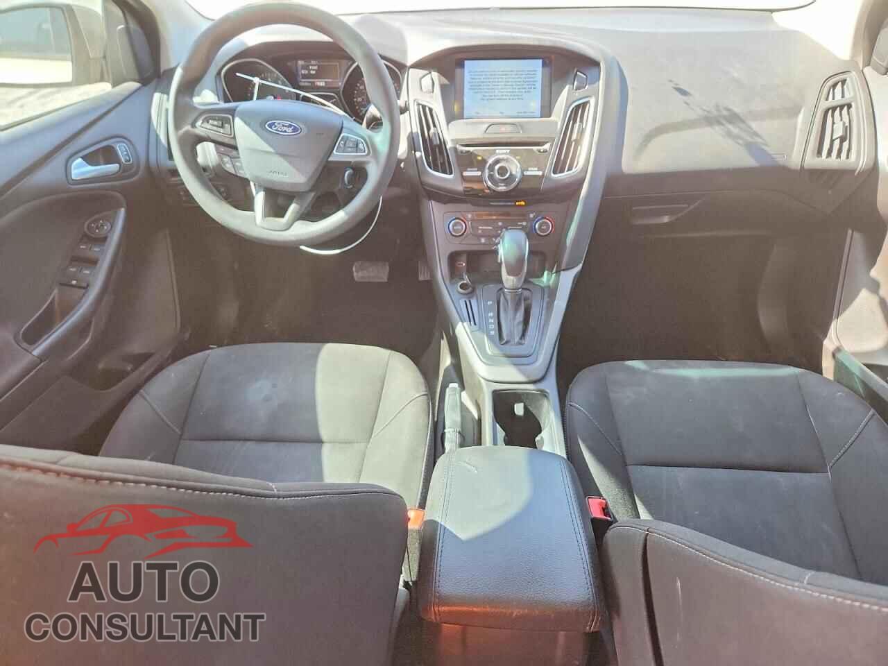 FORD FOCUS 2017 - 1FADP3M20HL262367