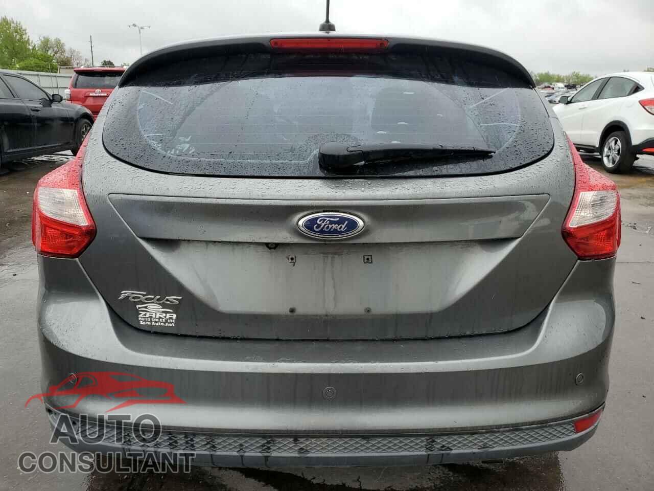 FORD FOCUS 2014 - 1FADP3N27EL297952