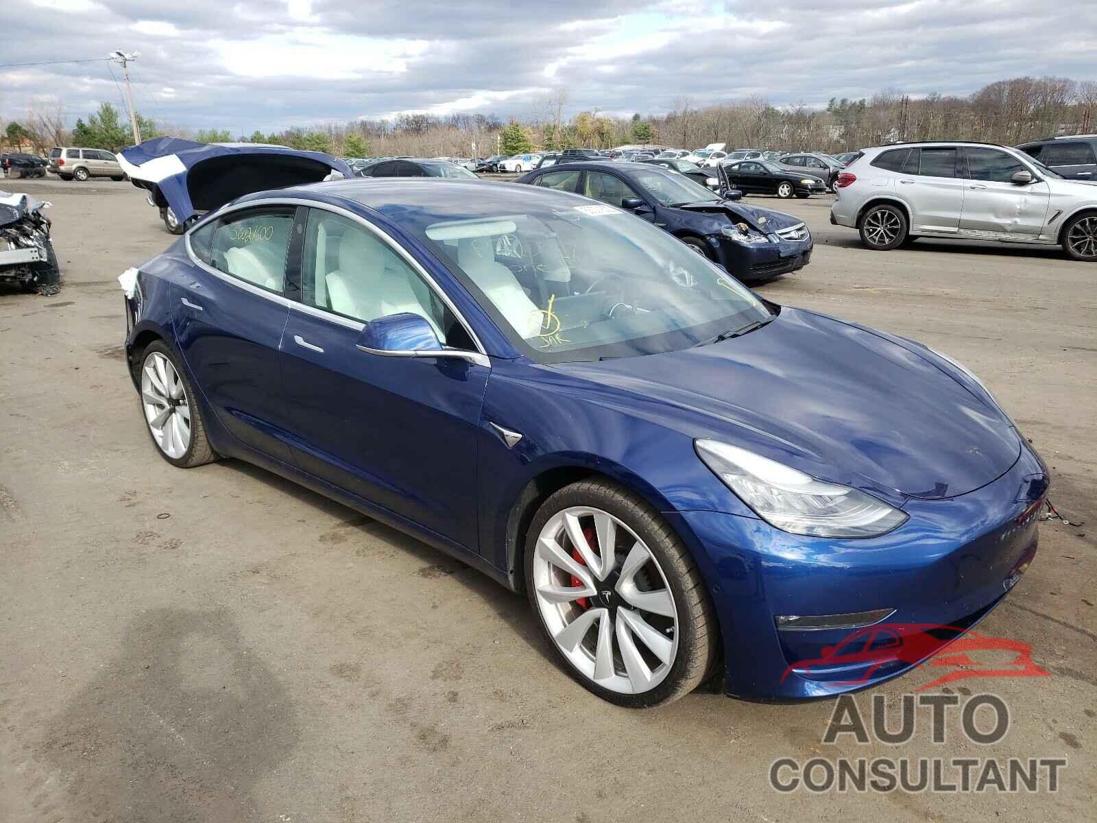 TESLA MODEL 3 2019 - 5YJ3E1EB5KF393576