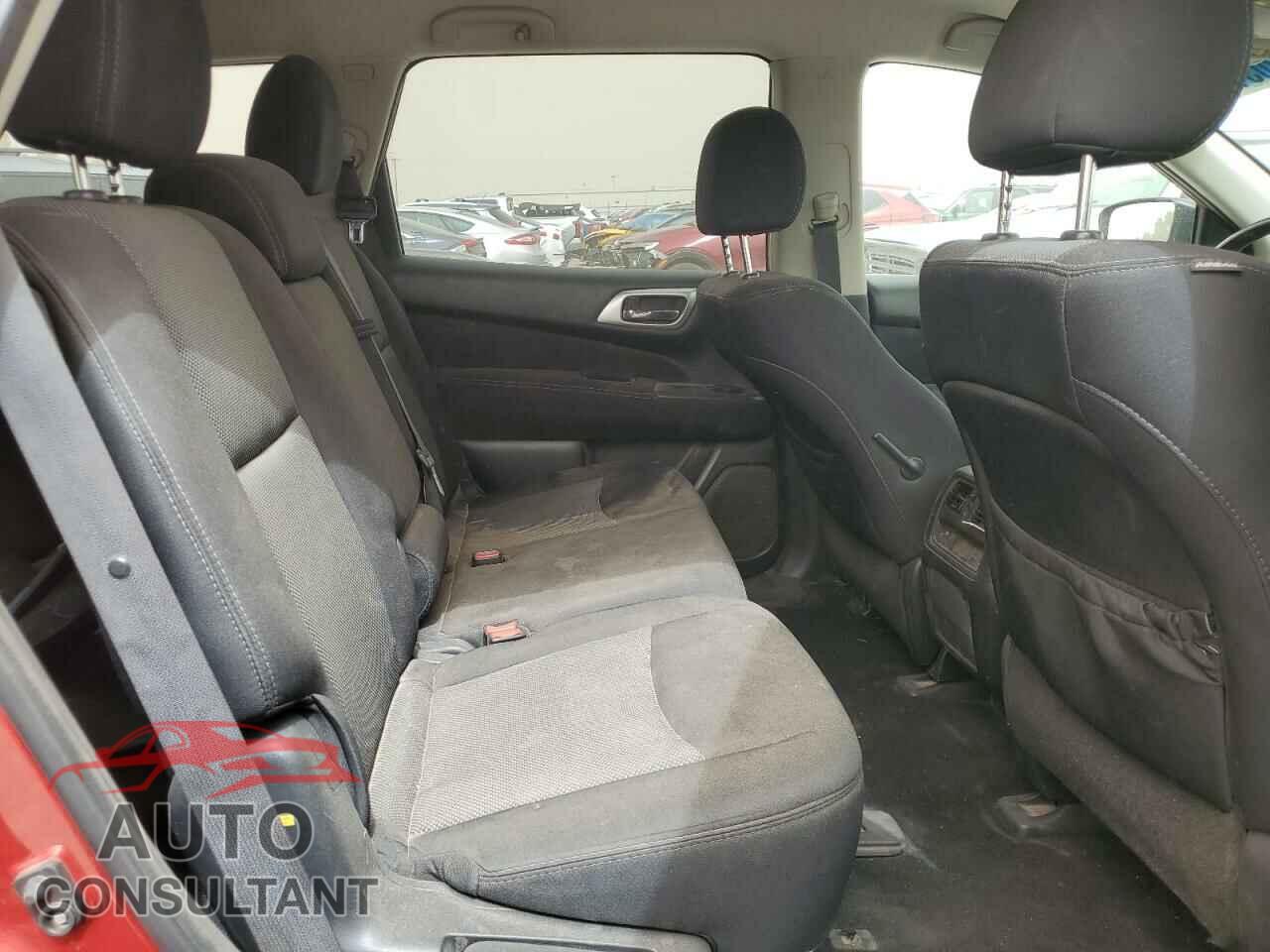 NISSAN PATHFINDER 2017 - 5N1DR2MM2HC675208