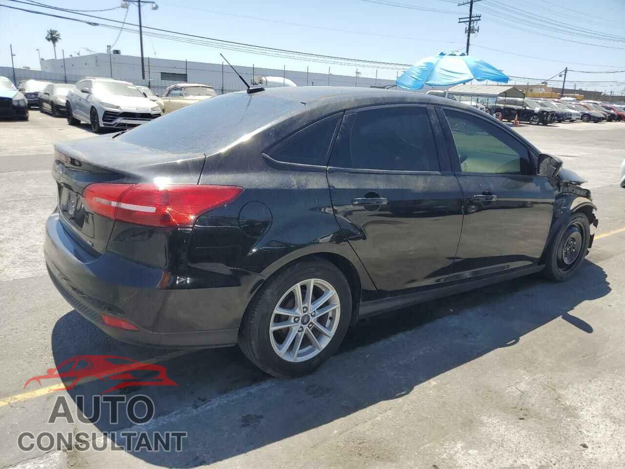 FORD FOCUS 2017 - 1FADP3F23HL263736