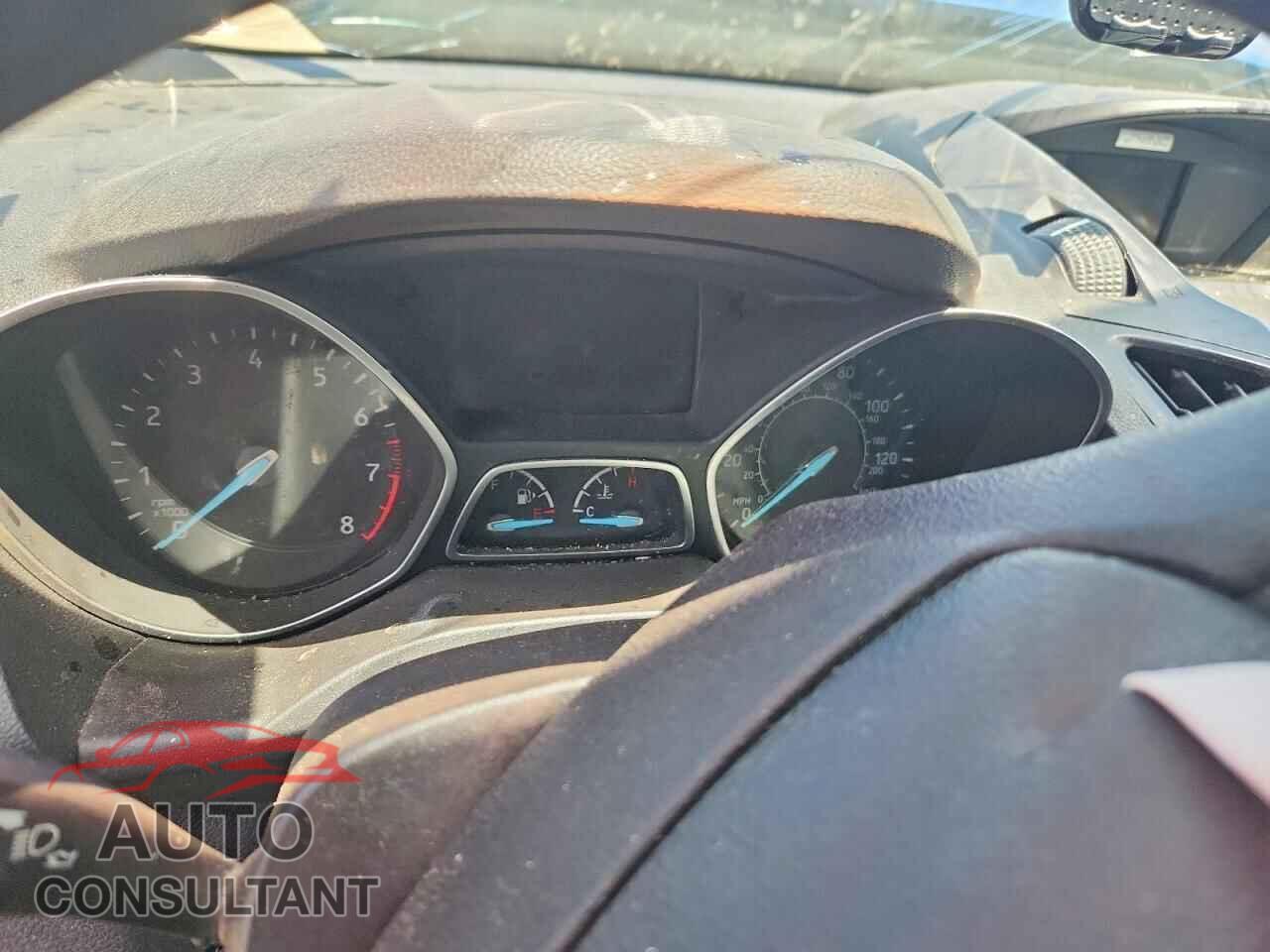 FORD ESCAPE 2017 - 1FMCU0F72HUC08290