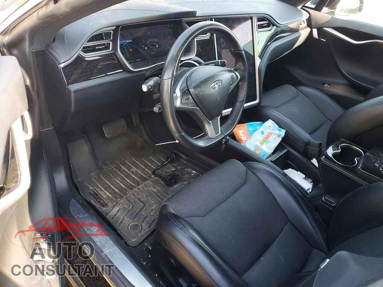TESLA MODEL S 2017 - 5YJSA1E14HF231090