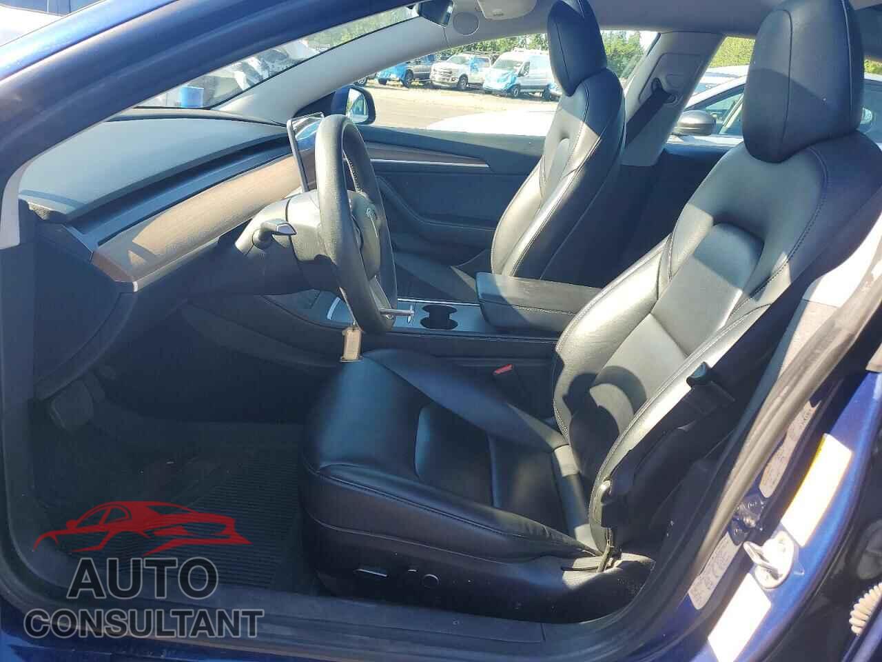 TESLA MODEL 3 2022 - 5YJ3E1EA4NF371905