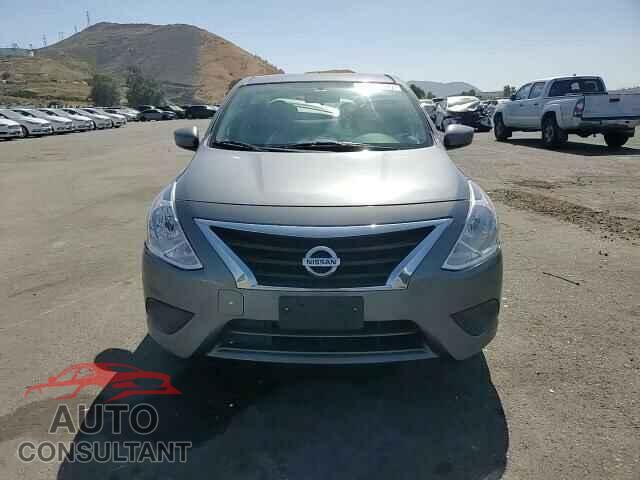 NISSAN VERSA 2018 - 3N1CN7AP1JL835910