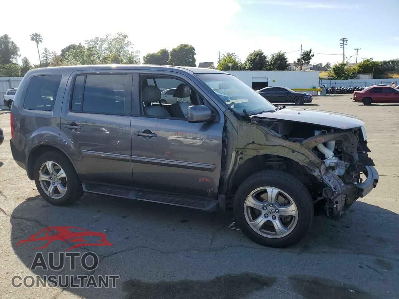 HONDA PILOT 2015 - 5FNYF3H75FB030724