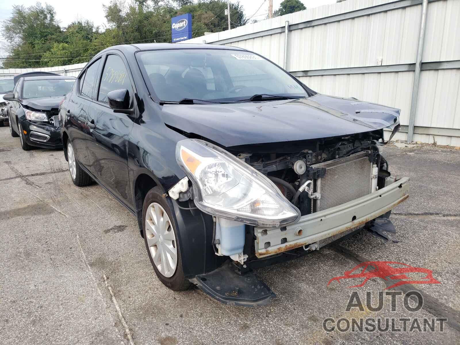 NISSAN VERSA 2017 - 3N1CN7APXHL907942