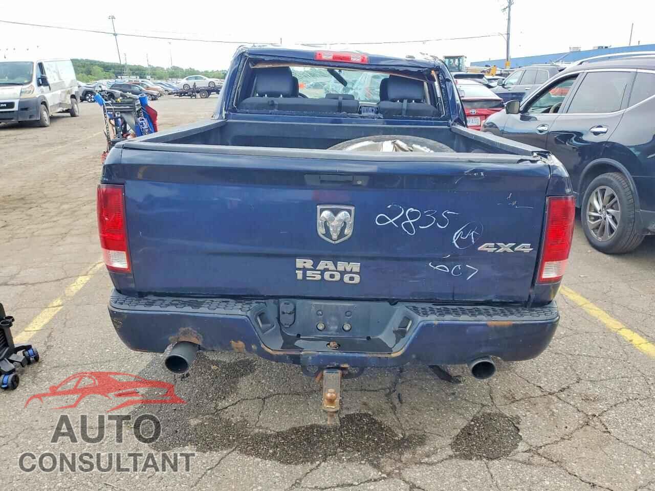 DODGE RAM 1500 2012 - 1C6RD7KT4CS242835