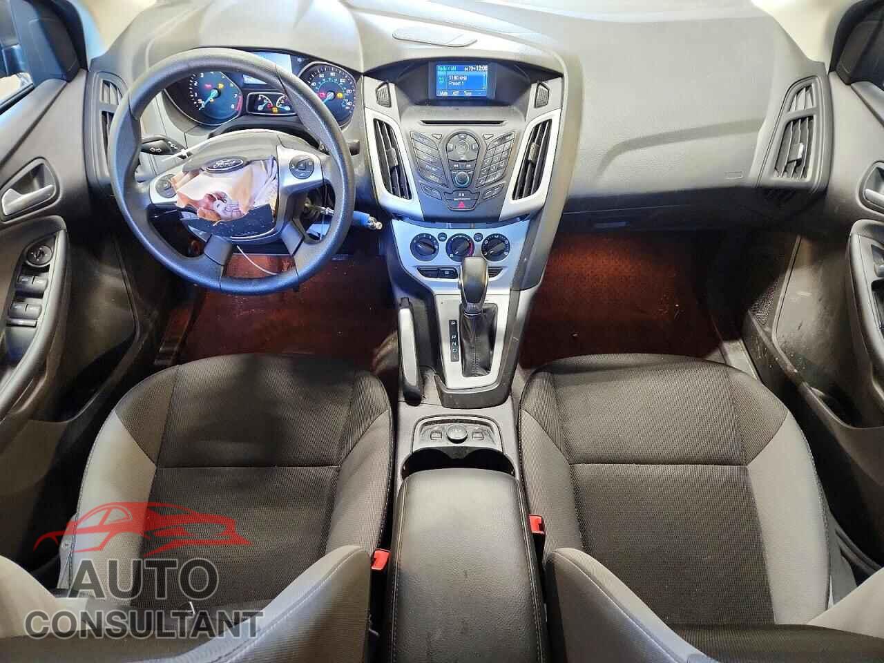 FORD FOCUS 2014 - 1FADP3F26EL142727
