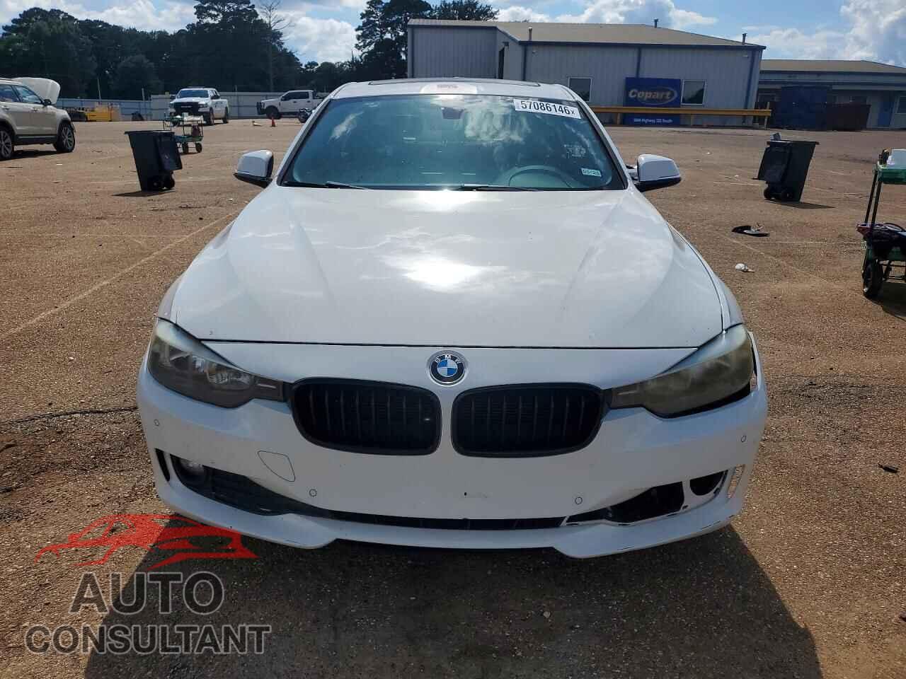 BMW 3 SERIES 2015 - WBA3B1G51FNT07409