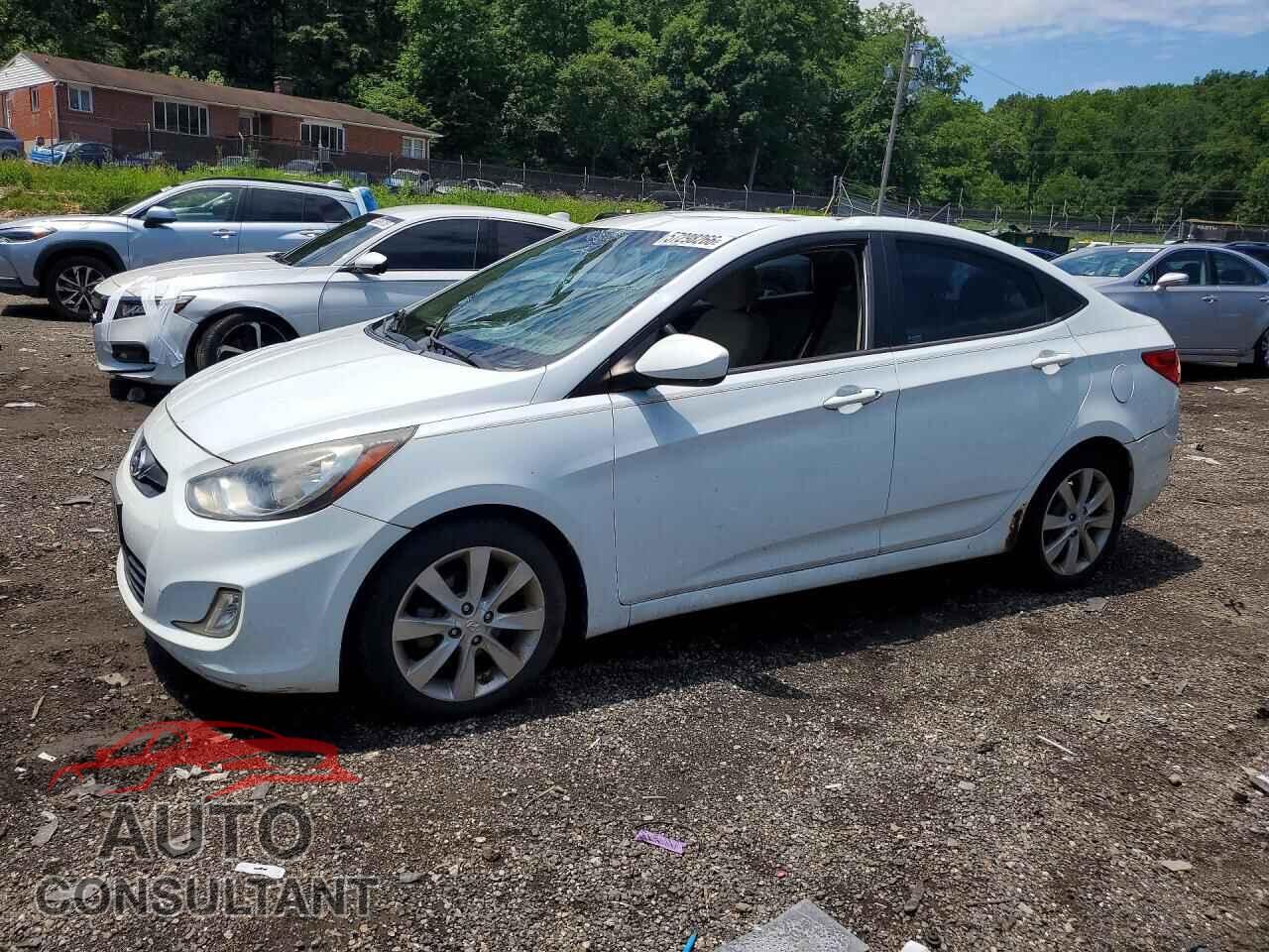 HYUNDAI ACCENT 2012 - KMHCU4AEXCU061013
