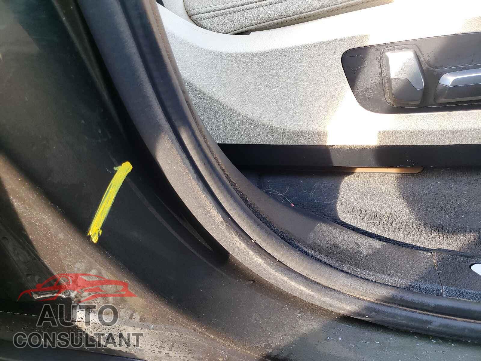 BMW X5 2021 - 5UXCR6C03M9E98666