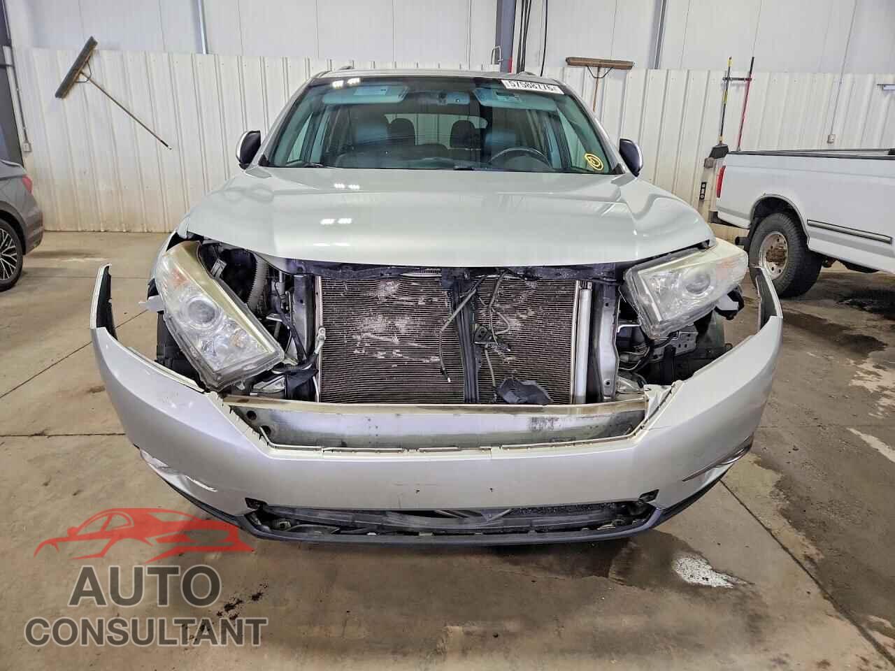 TOYOTA HIGHLANDER 2013 - 5TDDK3EH8DS216015