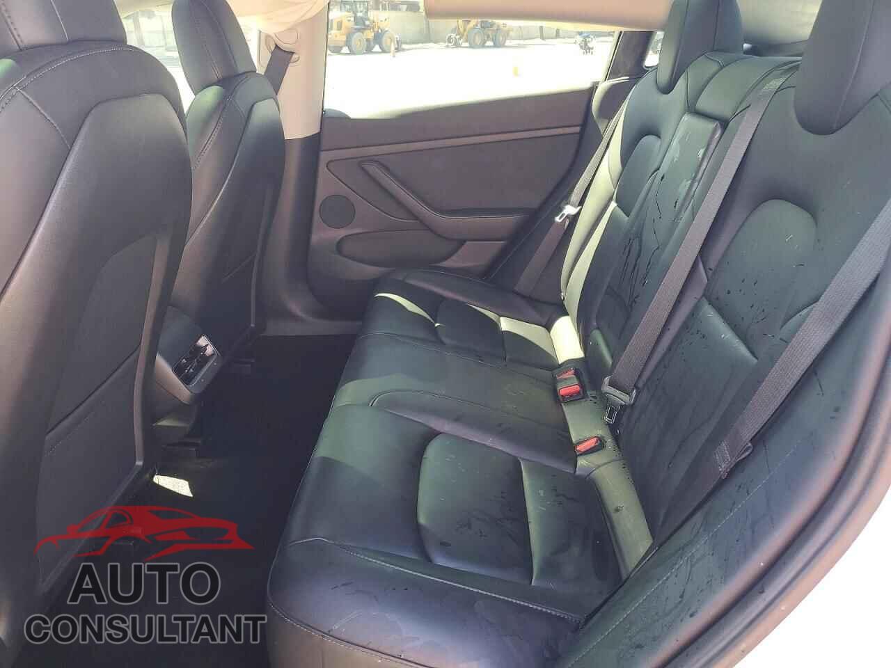 TESLA MODEL 3 2022 - 5YJ3E1EA3NF331458