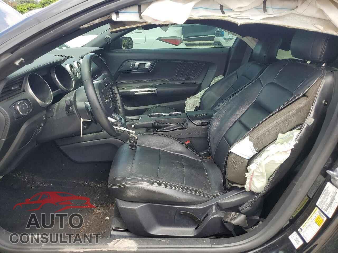 FORD MUSTANG 2019 - 1FA6P8TH2K5191308