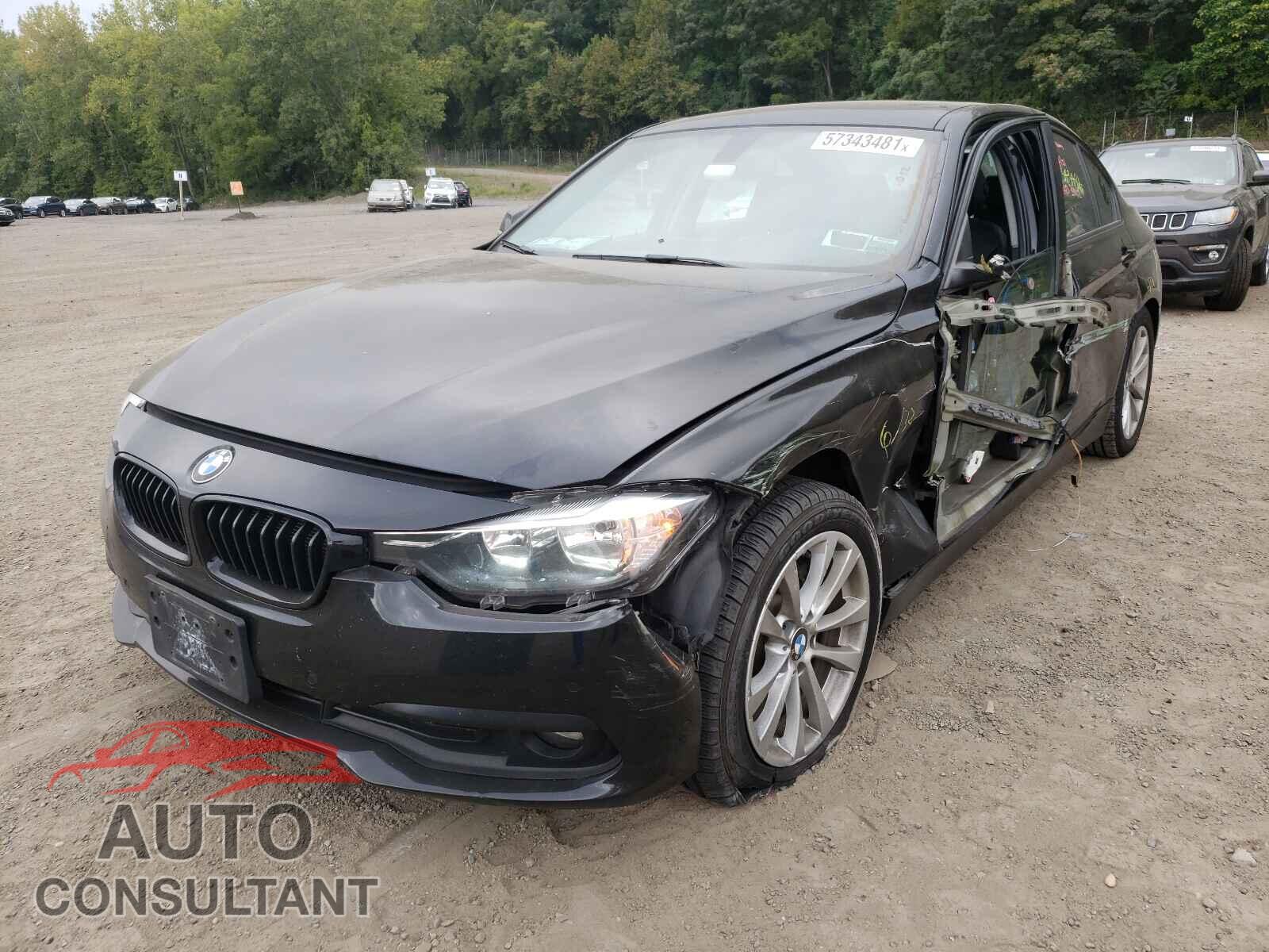 BMW 3 SERIES 2017 - WBA8A3C35HK692924