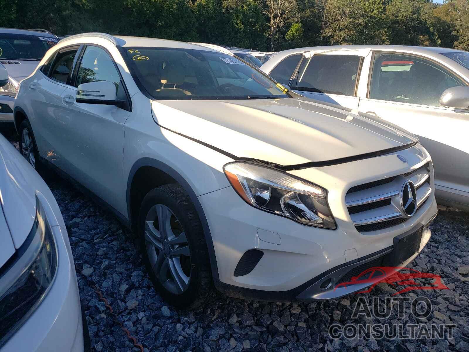 MERCEDES-BENZ GLA-CLASS 2016 - WDCTG4GB6GJ209894