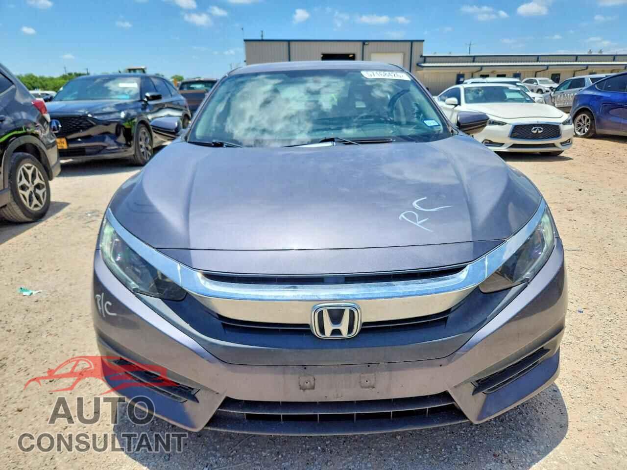 HONDA CIVIC 2018 - 2HGFC2F53JH520501
