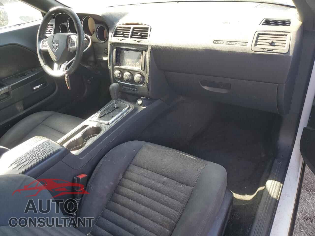 DODGE CHALLENGER 2013 - 2C3CDYAG1DH649582