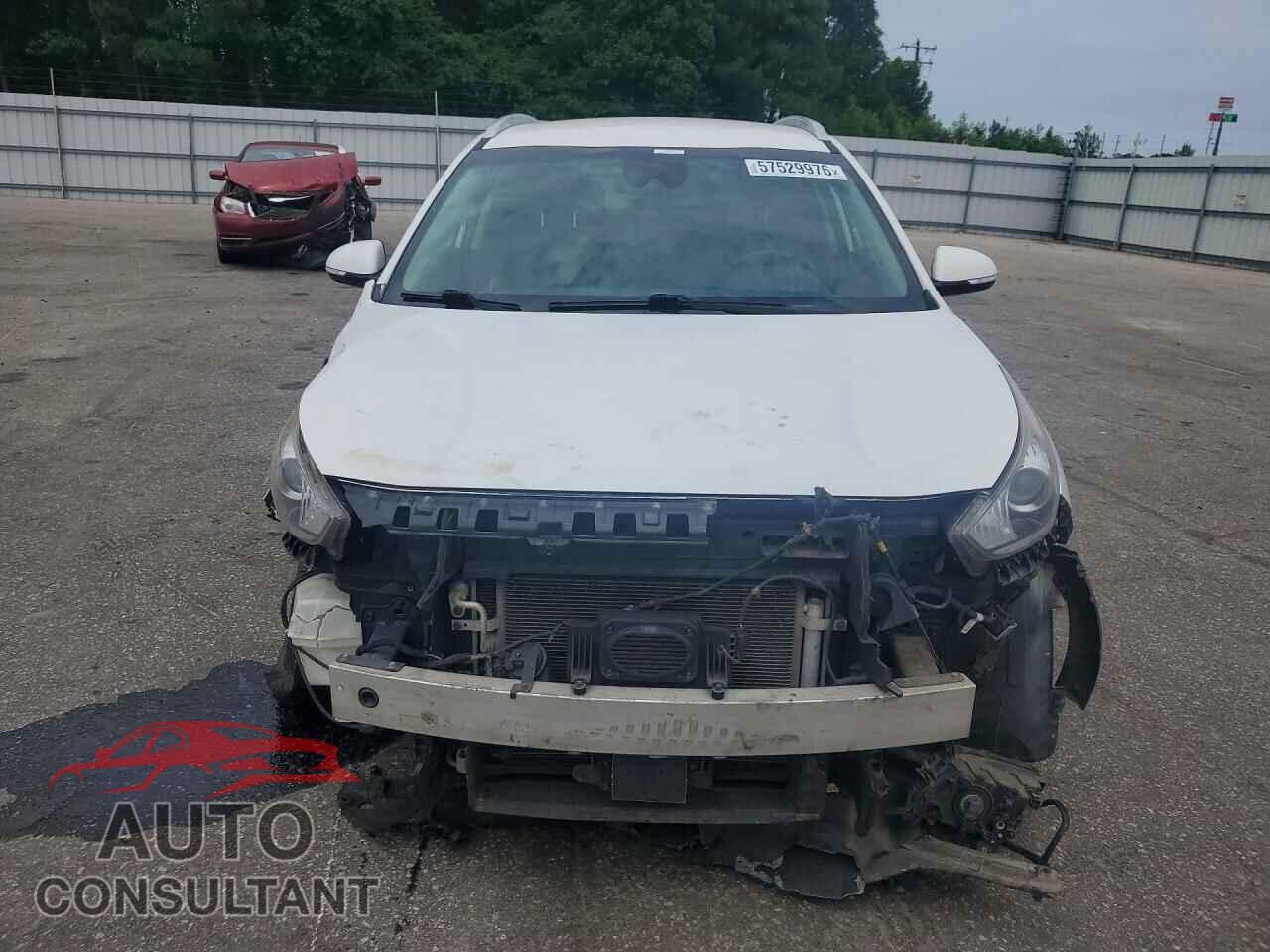KIA NIRO 2018 - KNDCC3LC6J5111085