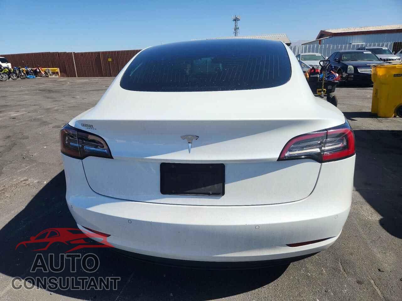 TESLA MODEL 3 2020 - 5YJ3E1EAXLF615280