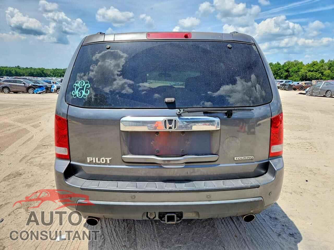 HONDA PILOT 2010 - 5FNYF3H92AB008979