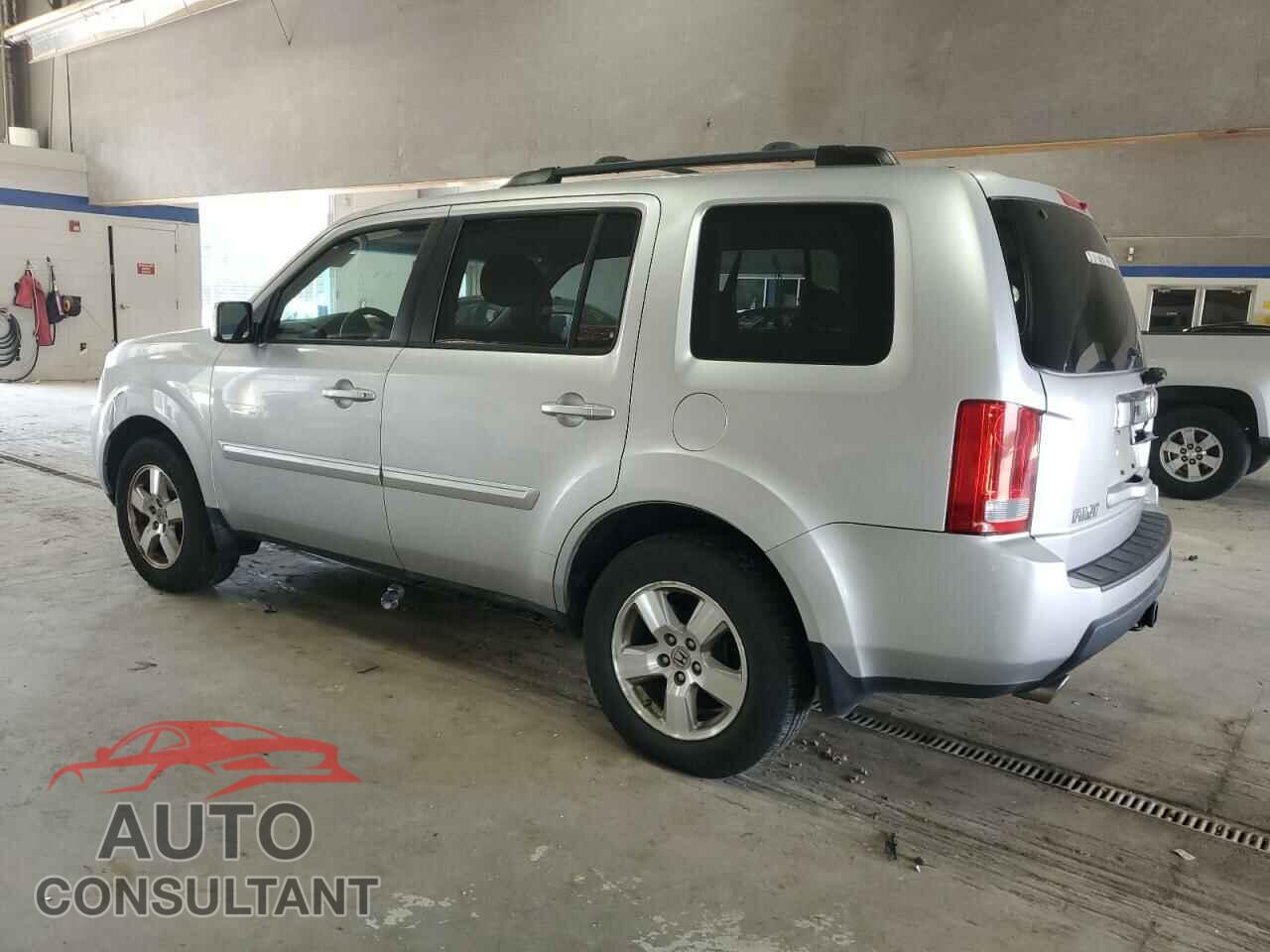 HONDA PILOT 2011 - 5FNYF4H47BB038491