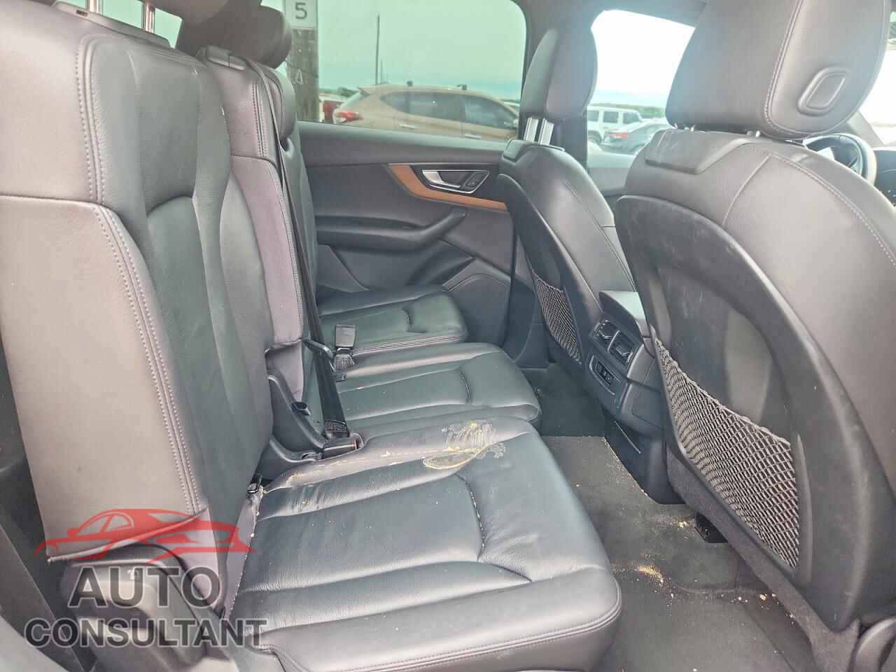 AUDI Q7 2017 - WA1AAAF76HD041579