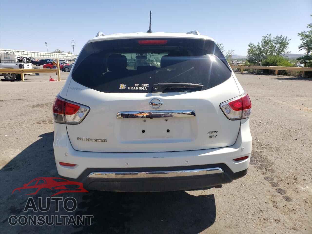 NISSAN PATHFINDER 2013 - 5N1AR2MM2DC627155