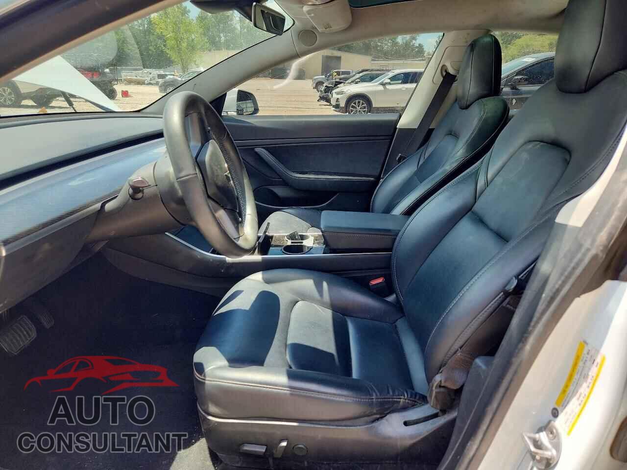 TESLA MODEL 3 2020 - 5YJ3E1EB0LF619735