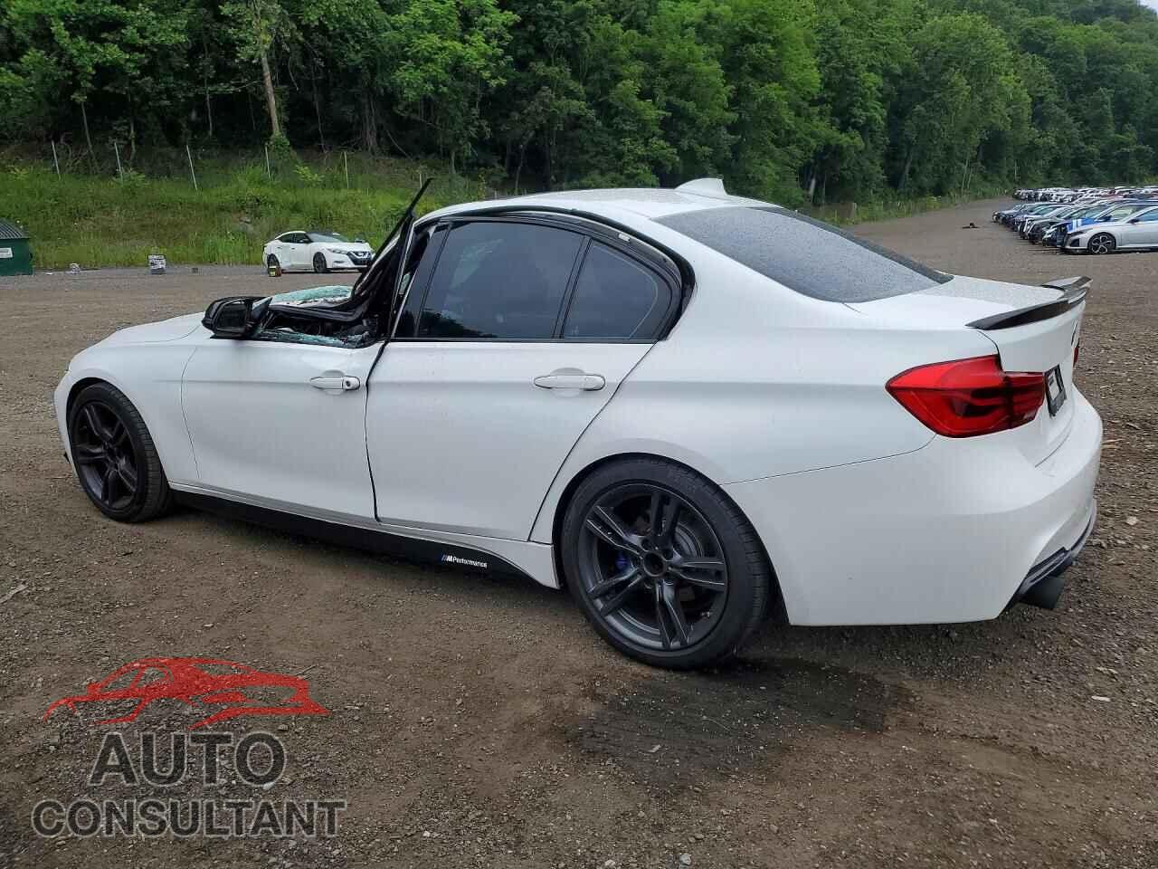 BMW 3 SERIES 2018 - WBA8D9G50JNU69894