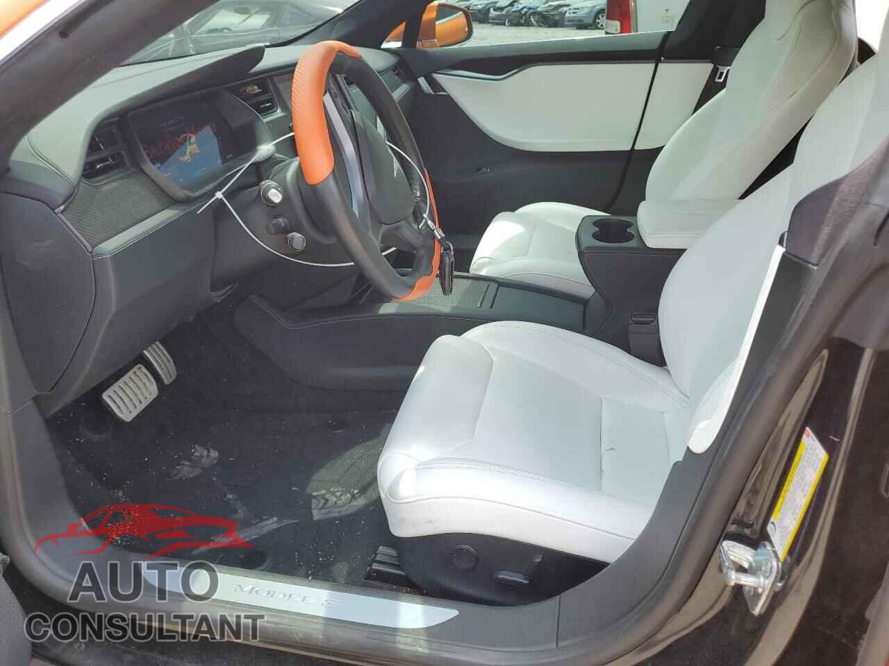 TESLA MODEL S 2020 - 5YJSA1E41LF353540