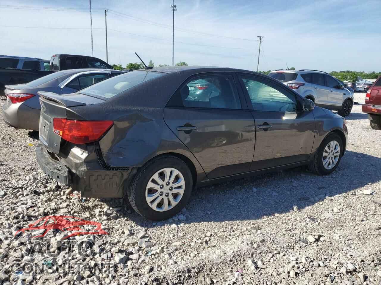 KIA FORTE 2012 - KNAFU4A26C5515840