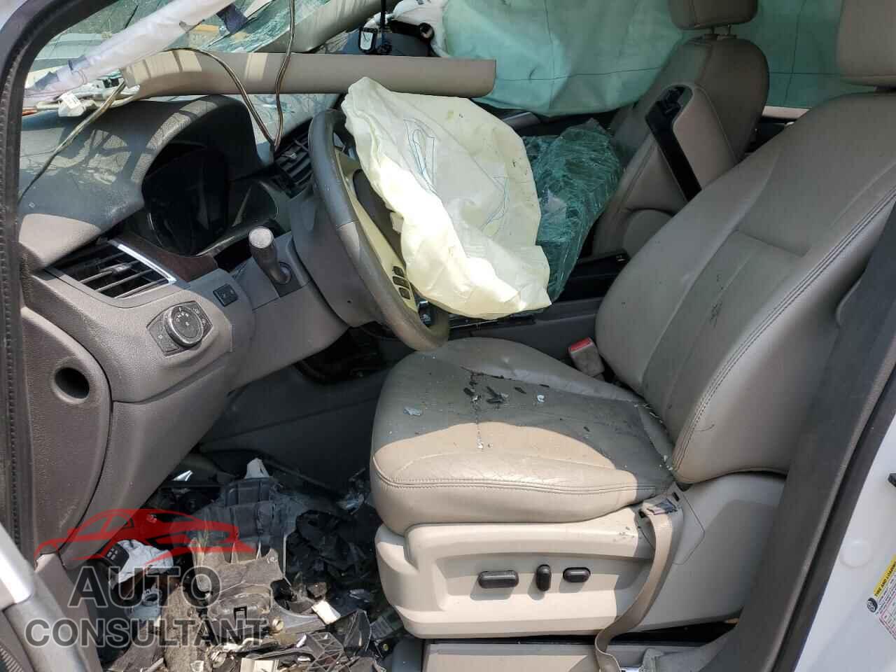 FORD EDGE 2011 - 2FMDK3KC0BBA82202