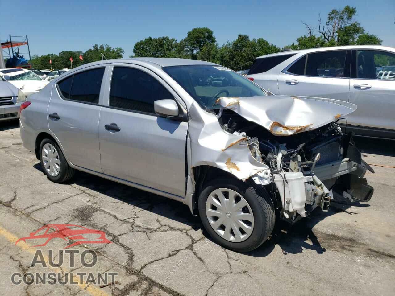 NISSAN VERSA 2019 - 3N1CN7AP9KL872074
