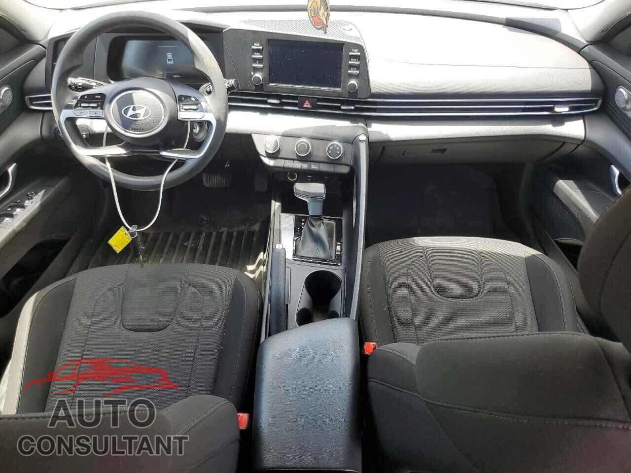 HYUNDAI ELANTRA 2025 - KMHLL4DGXSU041228