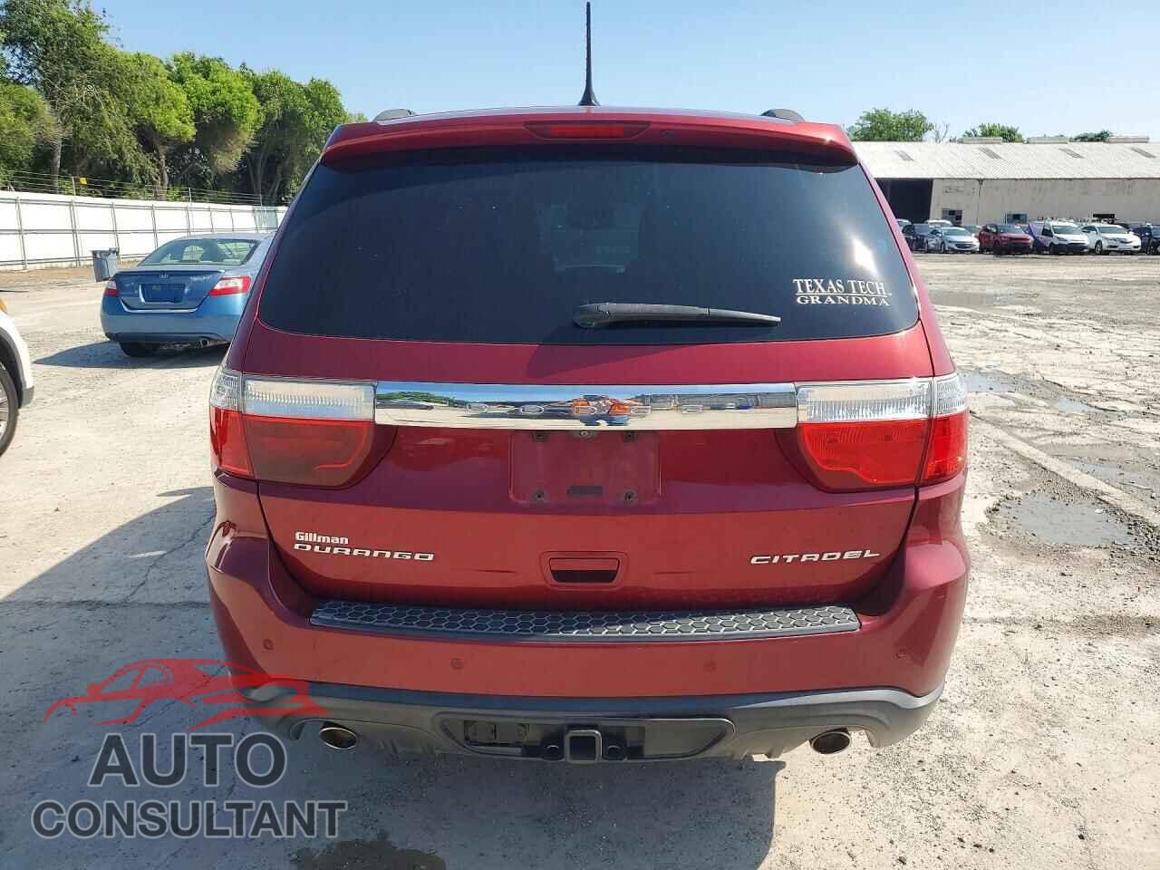DODGE DURANGO 2013 - 1C4SDHET2DC661113