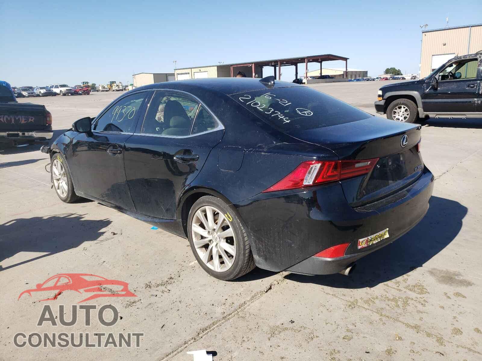 LEXUS IS 2016 - JTHBA1D23G5001579