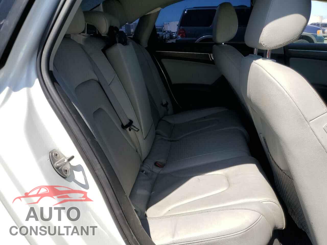 AUDI A4 2013 - WAUAFAFL5DN033303