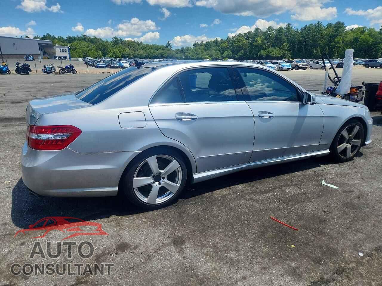 MERCEDES-BENZ E-CLASS 2011 - WDDHF8HB1BA271979