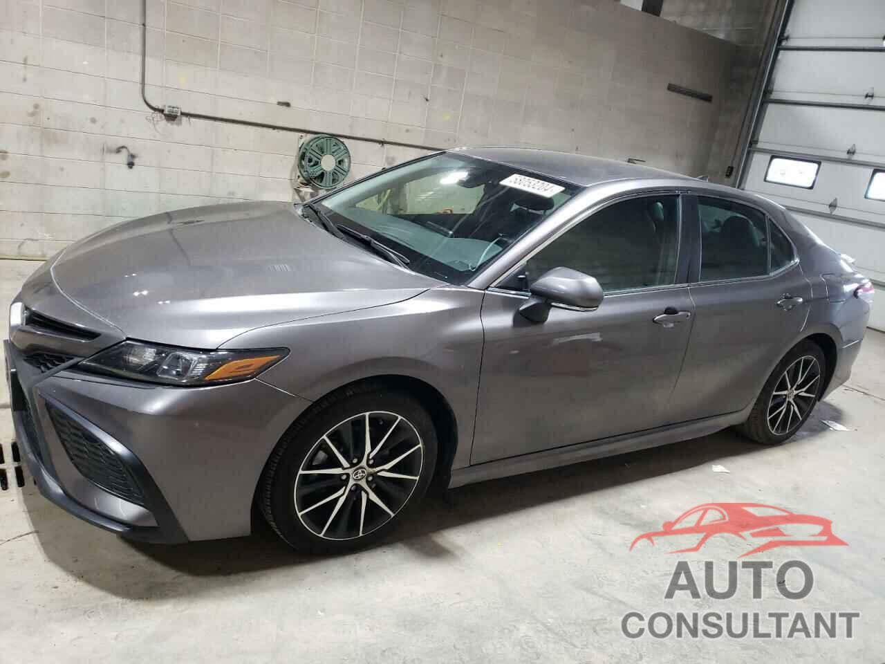 TOYOTA CAMRY 2022 - 4T1G11AK9NU641550