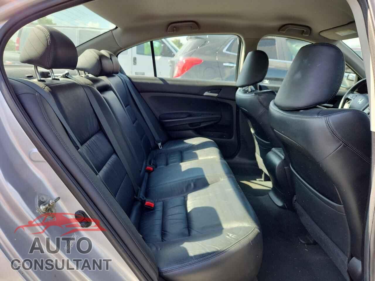 HONDA ACCORD 2012 - 1HGCP2F68CA018777