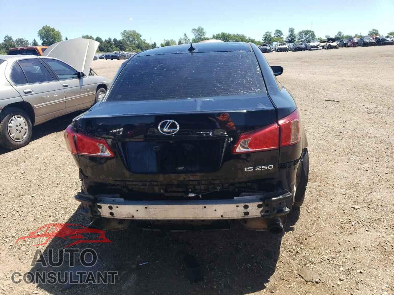 LEXUS IS 2012 - JTHBF5C21C5176028