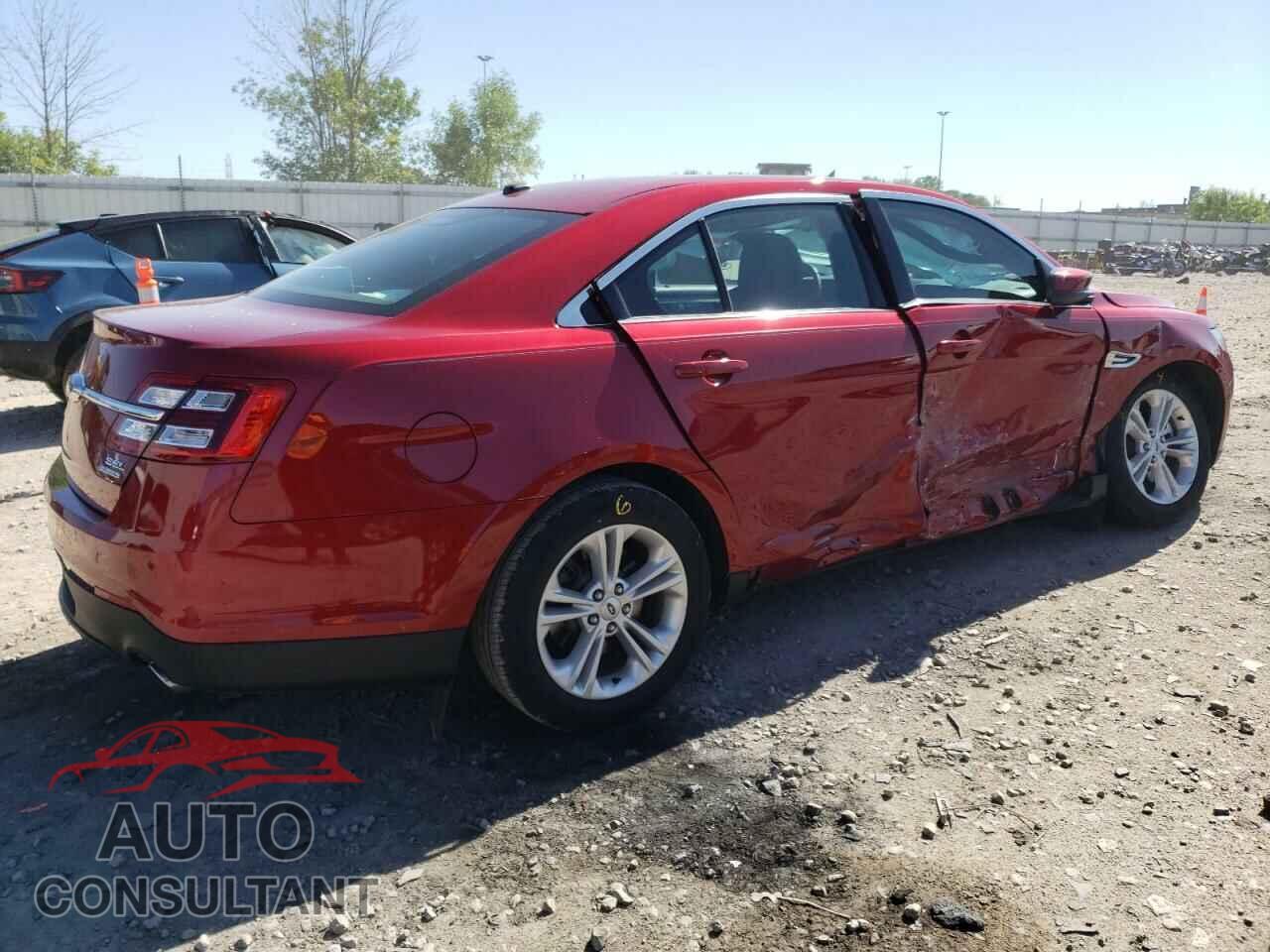 FORD TAURUS 2019 - 1FAHP2E84KG100465