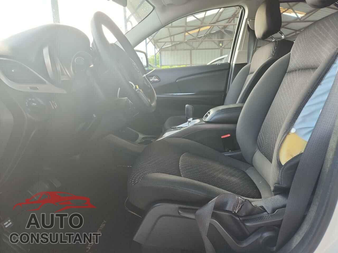 DODGE JOURNEY 2017 - 3C4PDCAB7HT551402