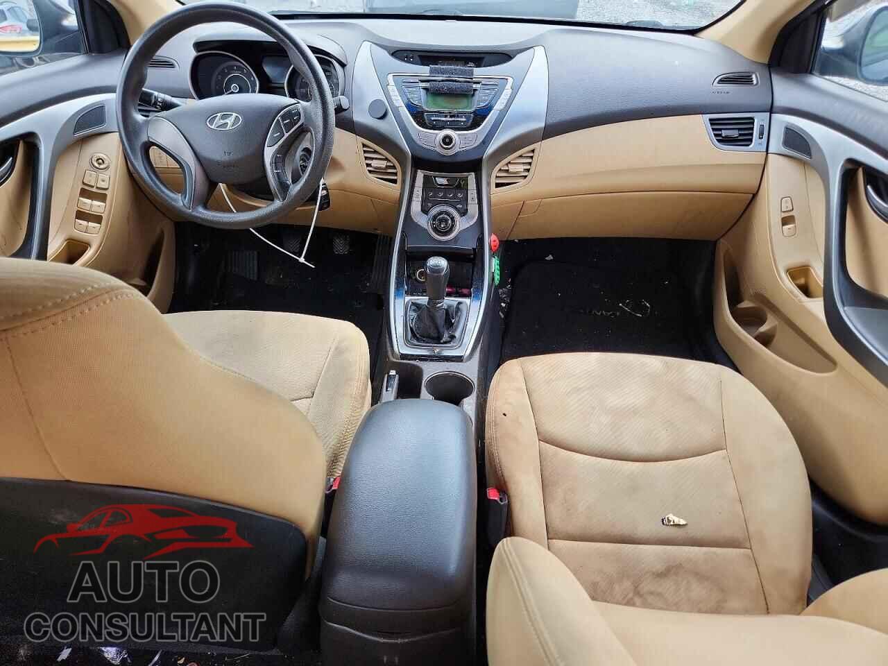 HYUNDAI ELANTRA 2013 - KMHDH4AE5DU592436