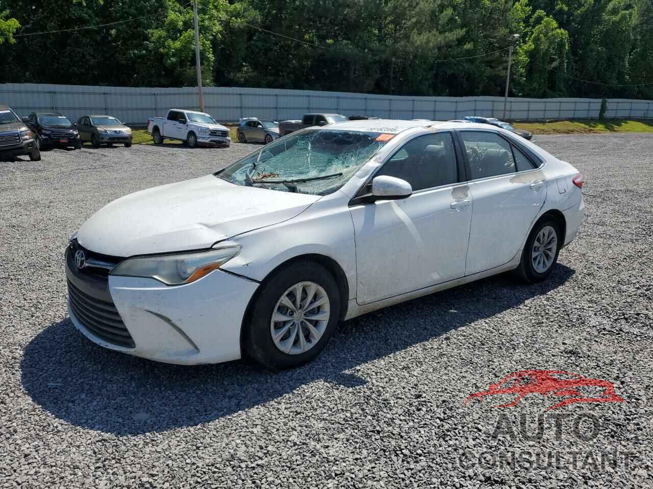 TOYOTA CAMRY 2015 - 4T4BF1FK3FR496257