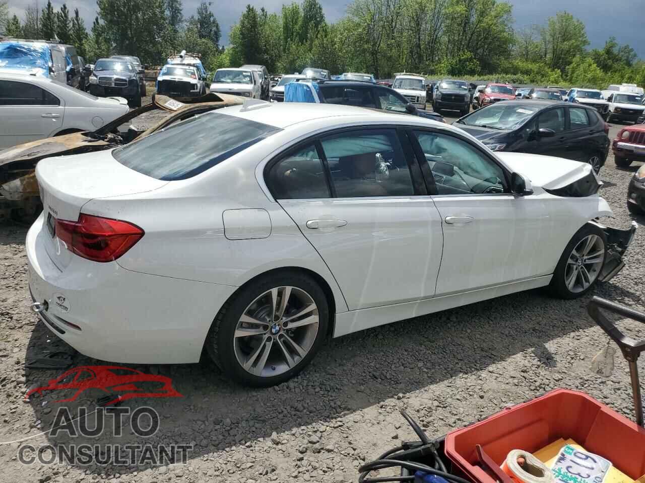 BMW 3 SERIES 2018 - WBA8B9C5XJEE83087